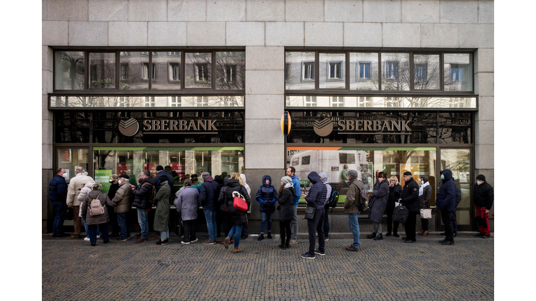CZECH-UKRAINE-RUSSIA-CONFLICT-SANCTIONS-SBERBANK