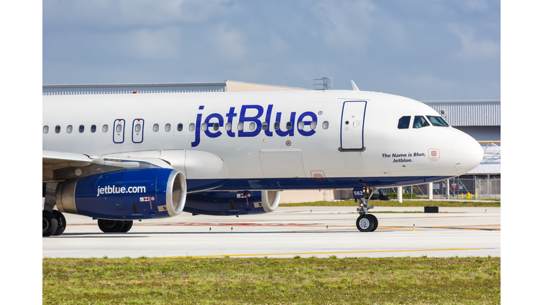 JetBlue Airbus A320 airplane Fort Lauderdale airport
