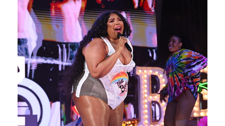 Lizzo Performs Live From Miami Beach At The Platinum Studio For American Express UNSTAGED Final 2021 Performance