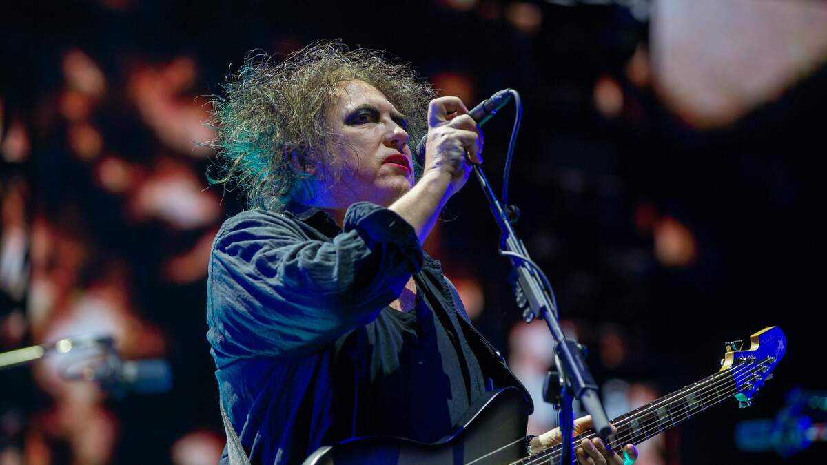 Cure’s New Album, Songs of a Lost World, Is “Relentlessly Doom and