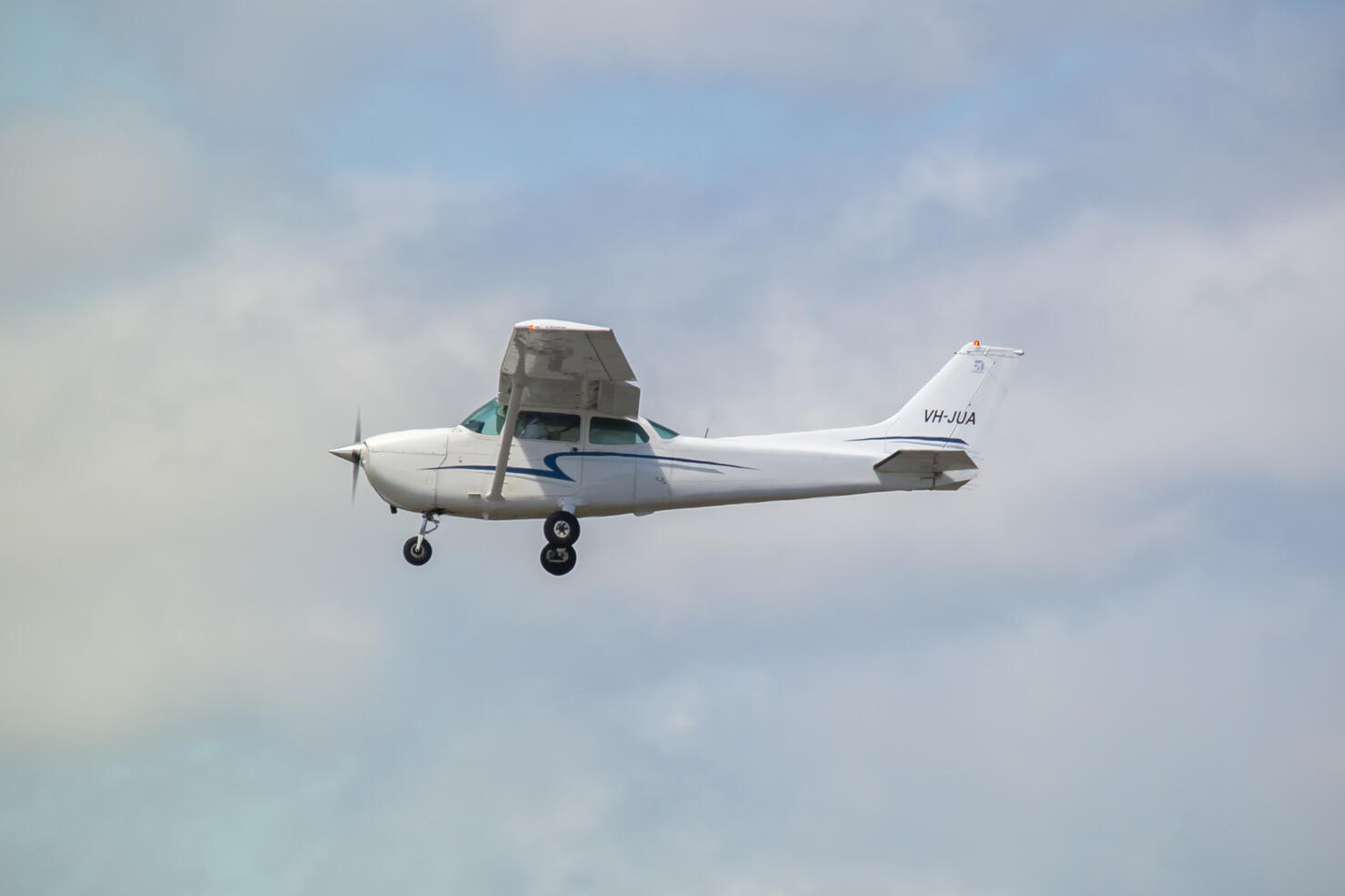 Cessna 172 in cruise