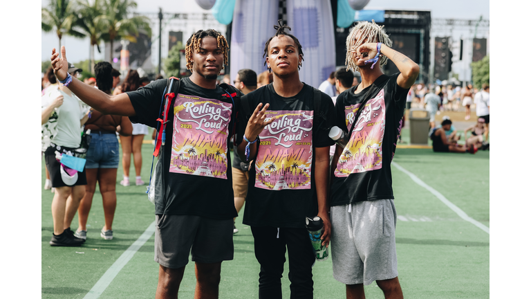 Street Style At Rolling Loud Miami 2021