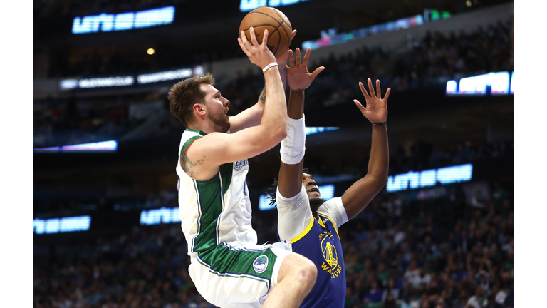 Golden State Warriors v Dallas Mavericks