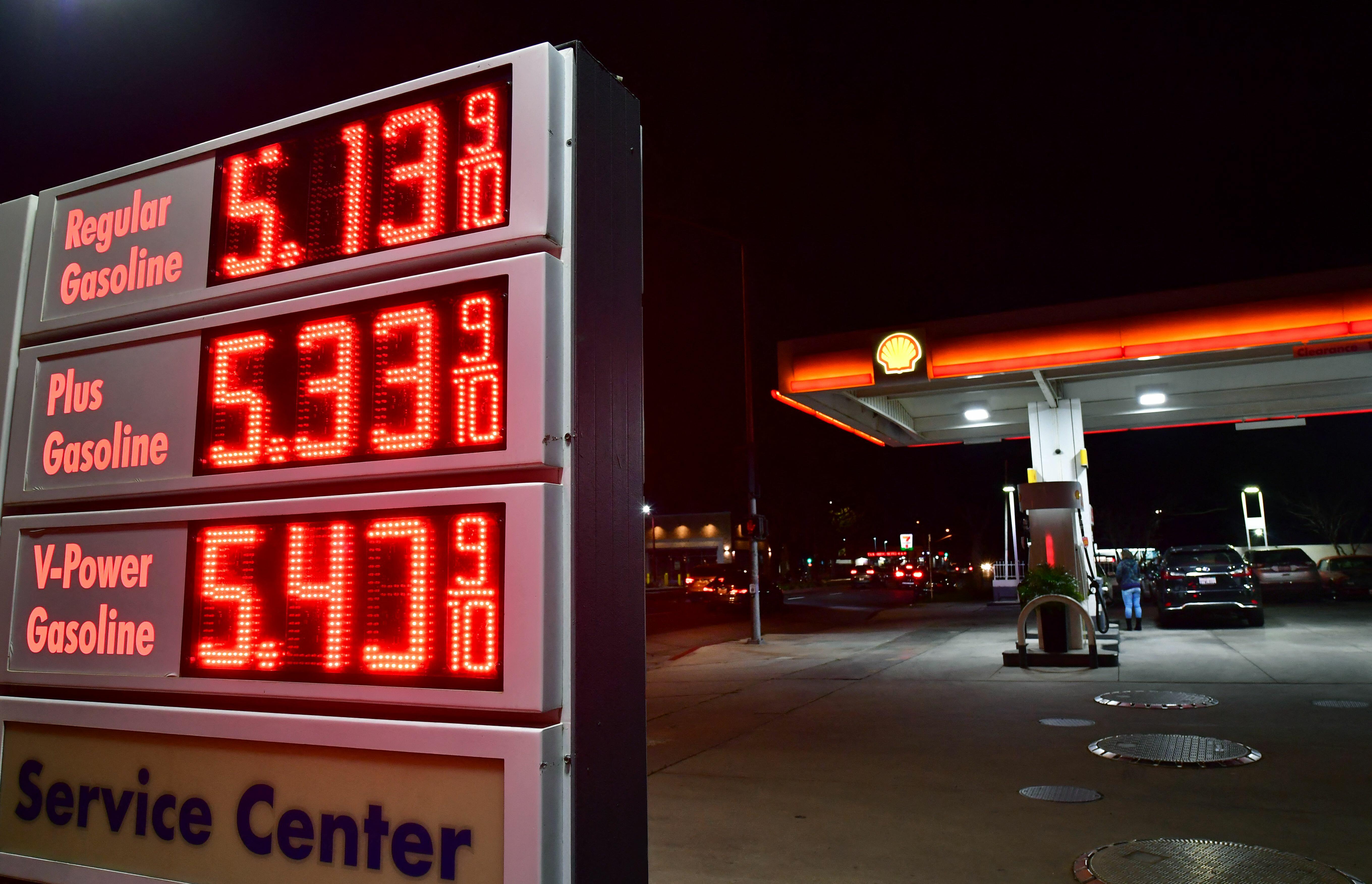 Gas Prices Set New Record And Are Expected To Keep Rising Iheart