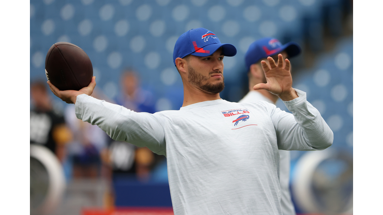 Pittsburgh Steelers v Buffalo Bills