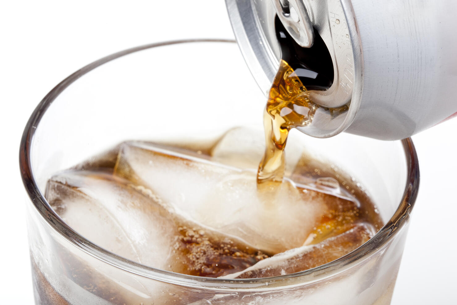 Brown soda in a clear glass