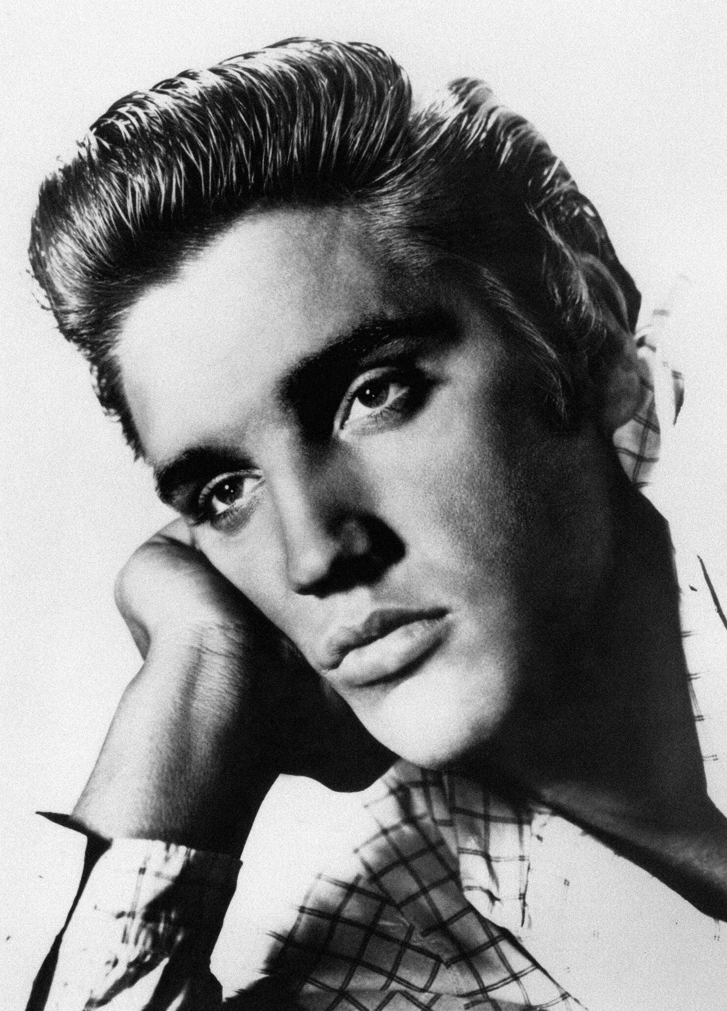 Undated picture of US rock star Elvis Pr