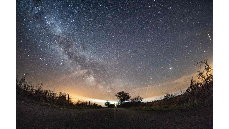 TOPSHOT-GERMANY-METEOR-SHOWER-LYRIDS