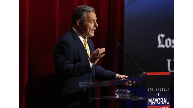 US-POLITICS-VOTE-LOS ANGELES-MAYOR-DEBATE