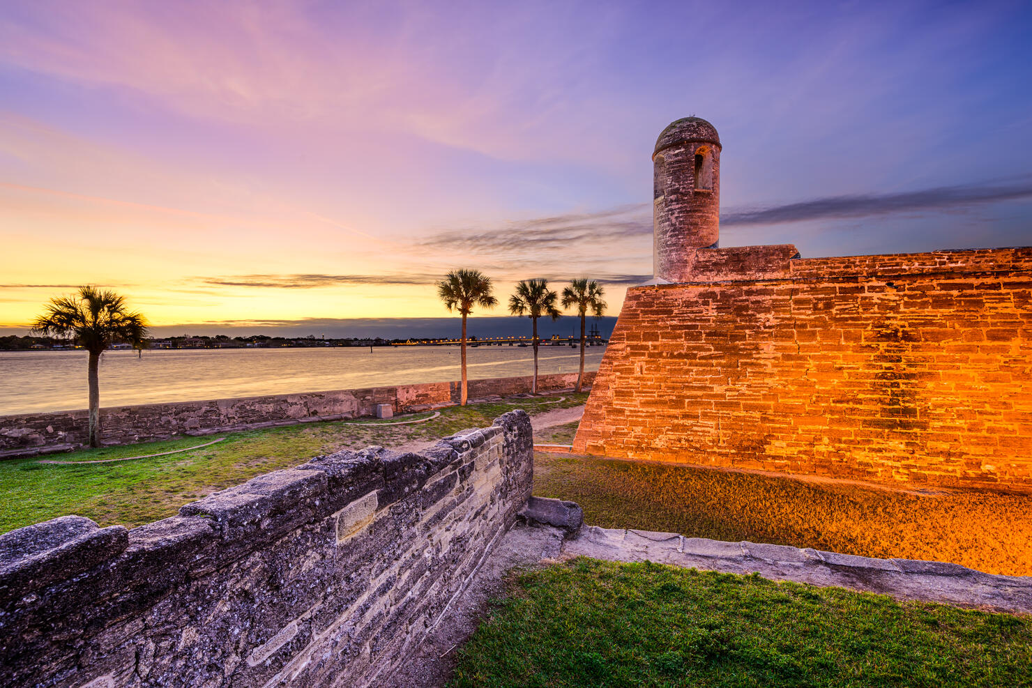 this-is-the-oldest-building-in-florida-iheart