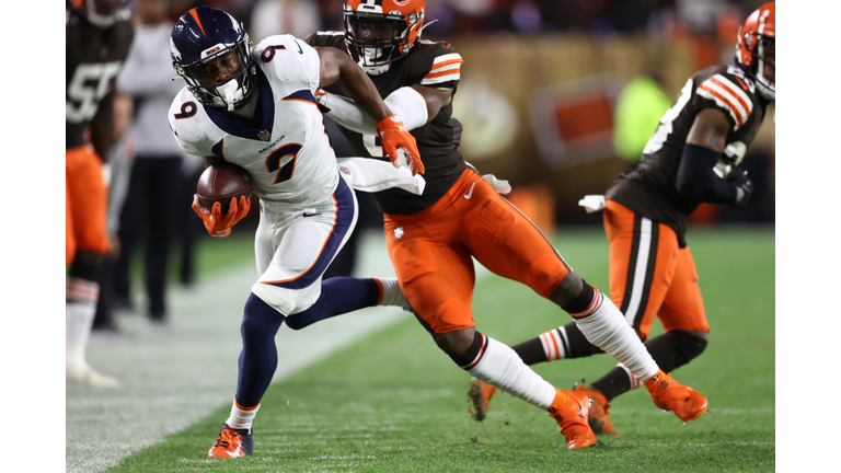 Denver Broncos v Cleveland Browns