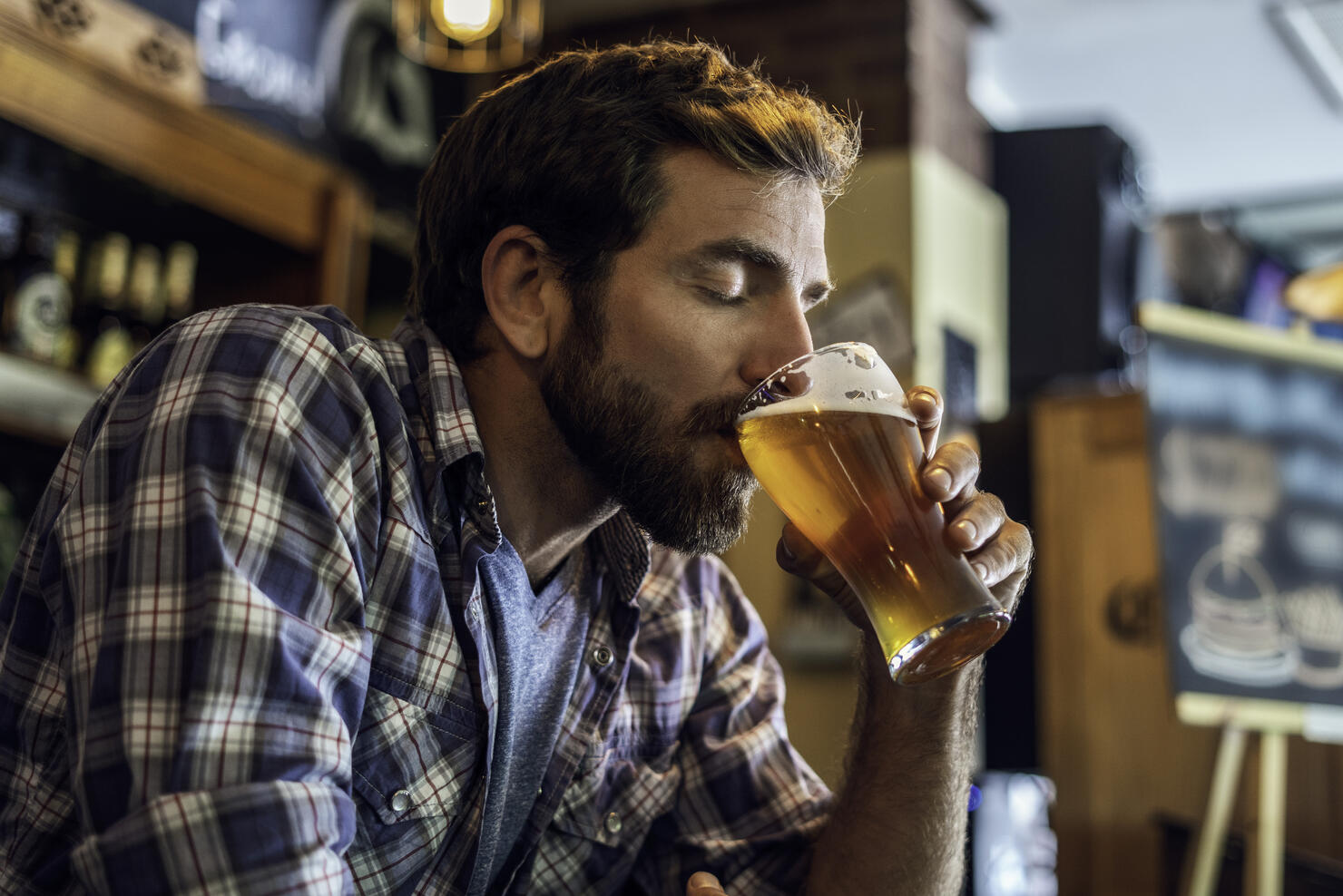 Man drinking beer
