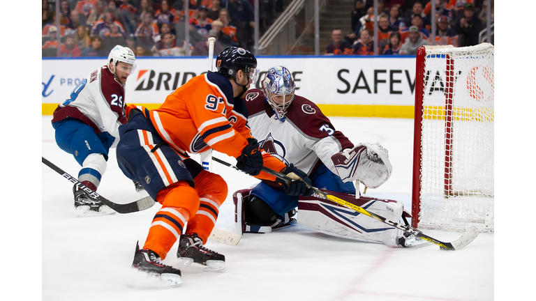 Colorado Avalanche v Edmonton Oilers