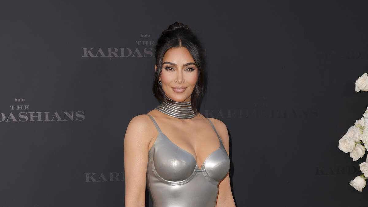 Bokep Kim Kadarshian - Kim Kardashian Cries To Kanye After Son Finds Ad for Her Sex Tape [WATCH] |  WiLD 94.9 | Angelina