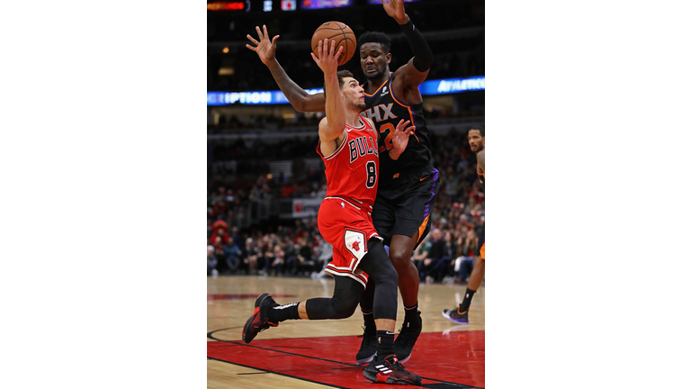 Phoenix Suns v Chicago Bulls