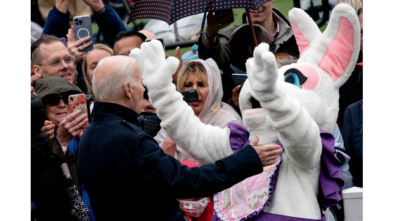 US-POLITICS-BIDEN-EASTER-EGG ROLL