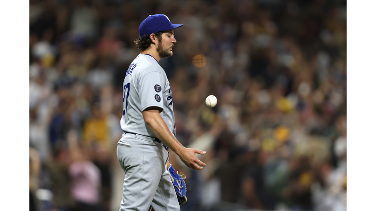 Los Angeles Dodgers v San Diego Padres