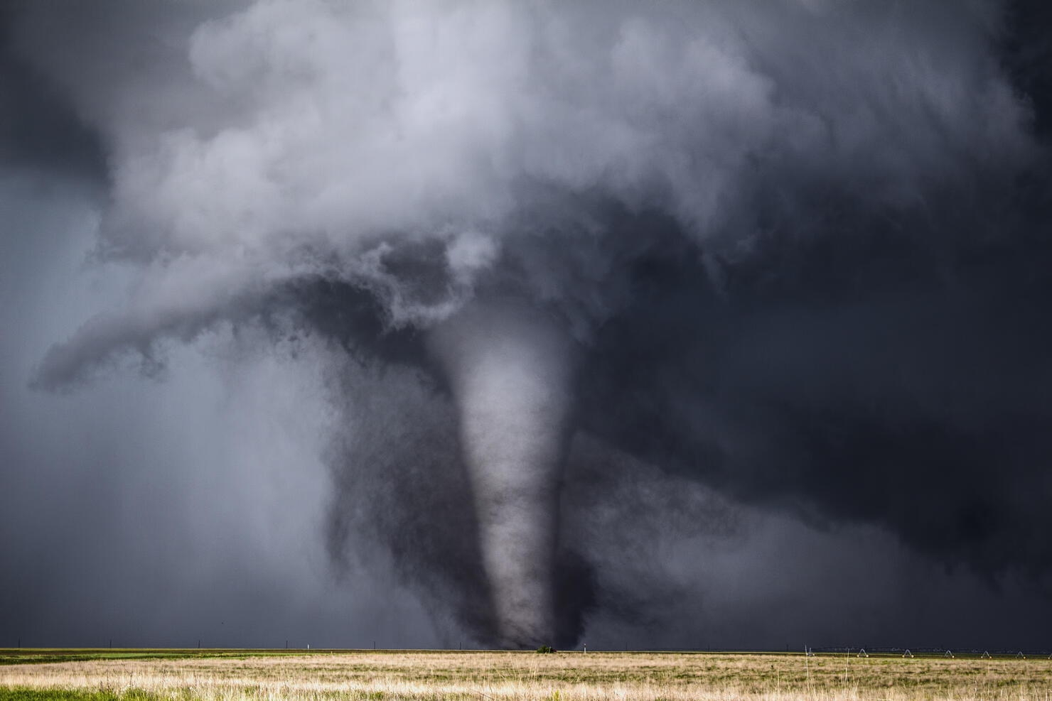 Violent EF3 Tornado in Kansas