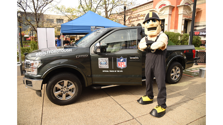 The Built Ford Tough Toughest Tailgate Makes Its Fifth Stop In Pittsburgh To Rev Up Steelers Fans