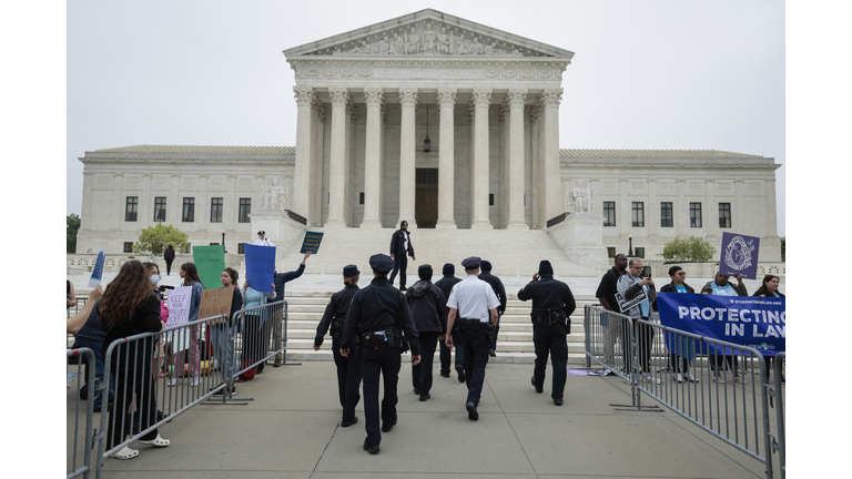 Leaked Report Indicates Supreme Court Set To Overturn Roe v. Wade