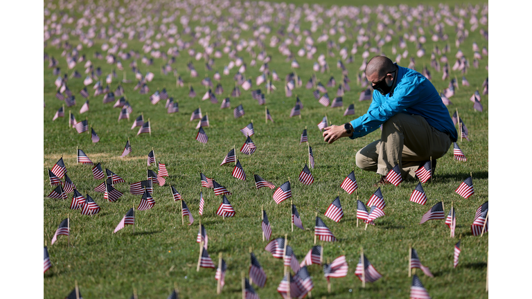 200,000 American Flags Installed On National Mall To Memorialize 200,000 COVID-19 Deaths