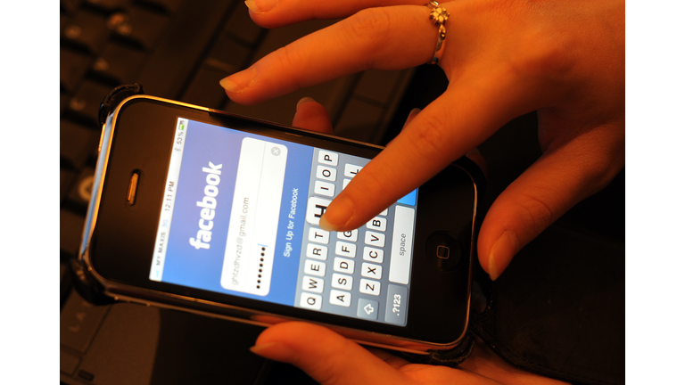 TO GO WITH ASIA MALAYSIA INTERNET SOCIAL