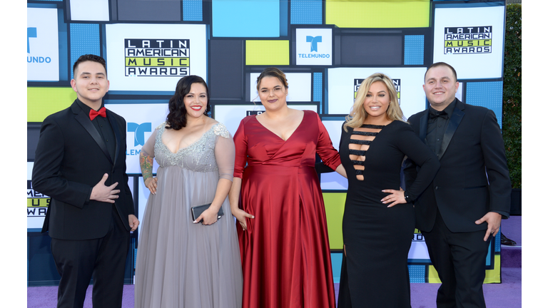 2016 Latin American Music Awards - Arrivals