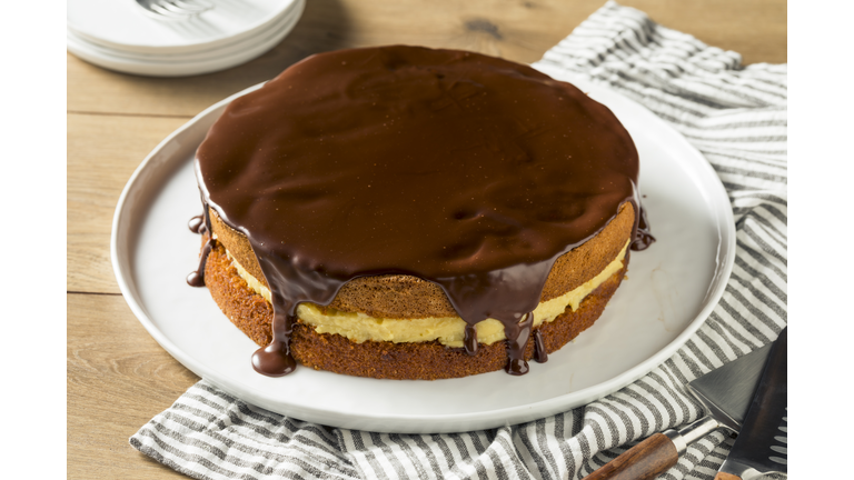 Homemade Chocolate Boston Cream Pie