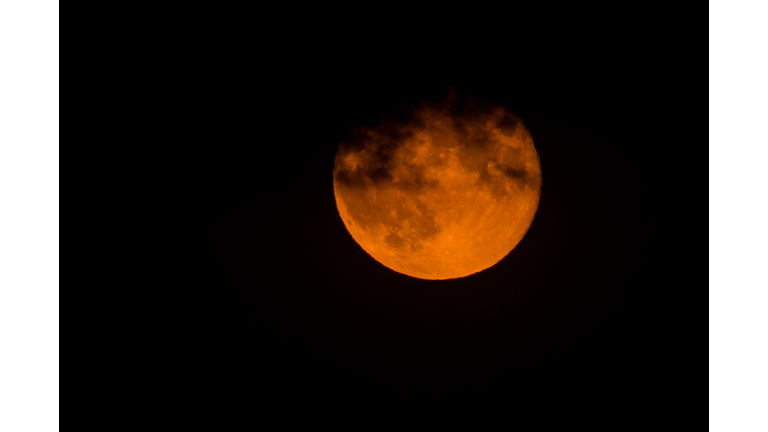 Sunday is May's Full Moon, It's the Flower Blood Moon with a Lunar Eclipse 