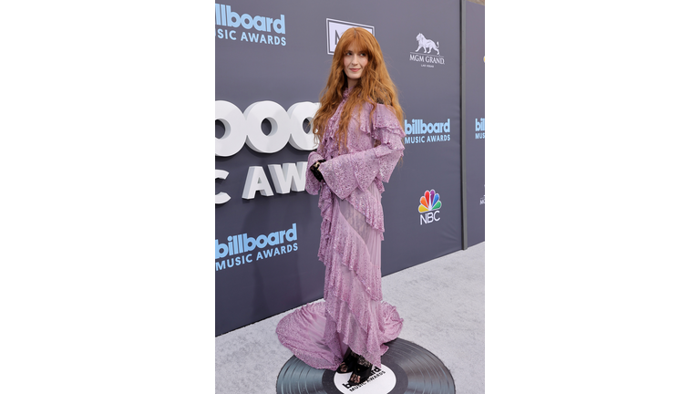 2022 Billboard Music Awards - Red Carpet