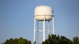 Johnny Cash Water Tower Springs "Leak"