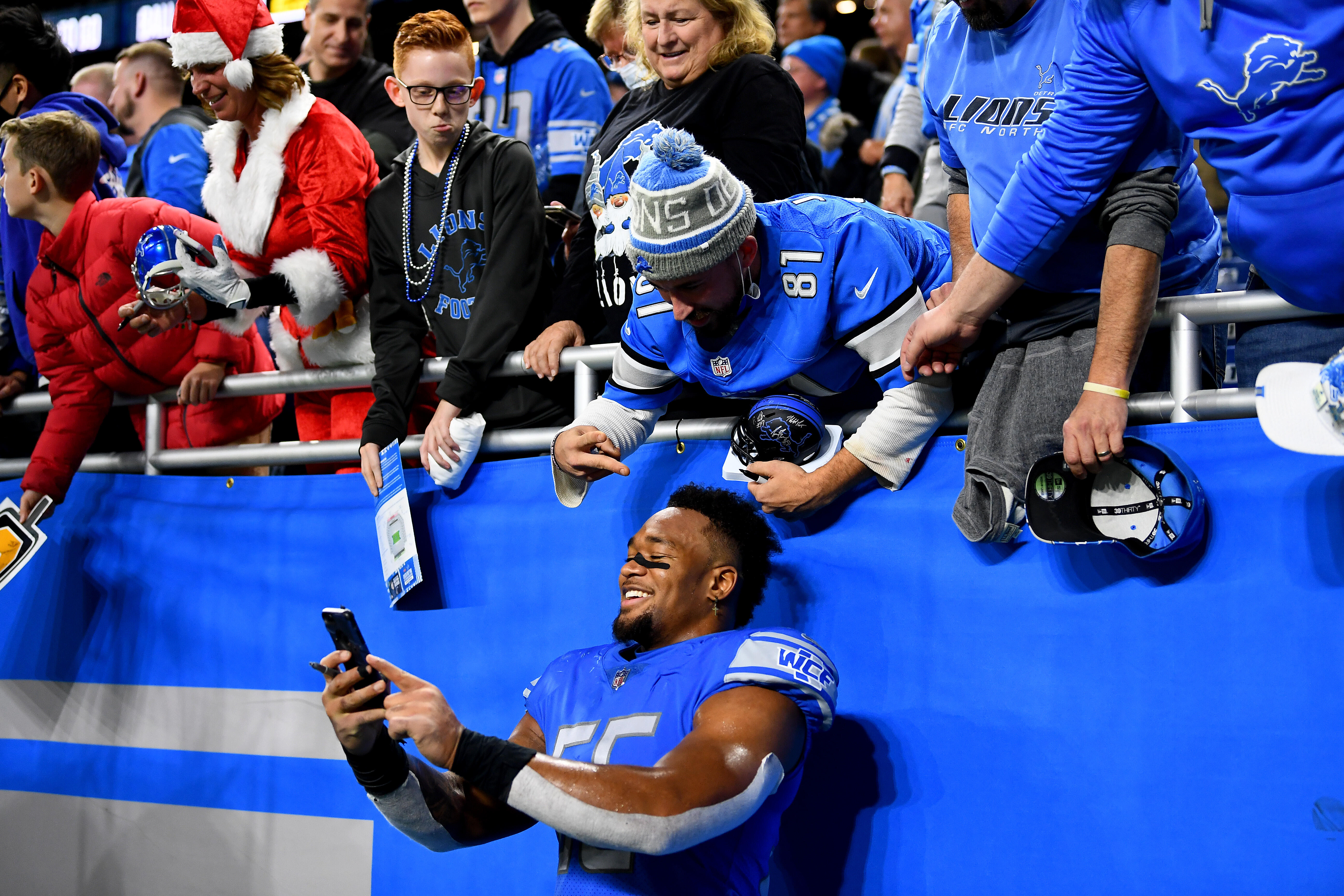 What is the best game on the Detroit Lions 2022 schedule to attend in  person? - Pride Of Detroit