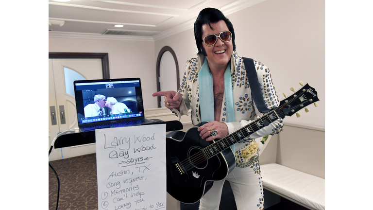 Las Vegas Wedding Chapel Performs Live Virtual Elvis-Themed Vow Renewals Amid COVID-19 Pandemic