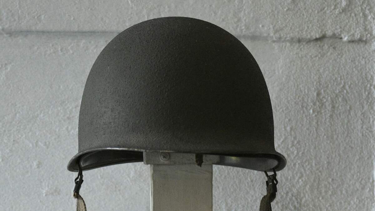 Why Did WWII Soldiers Not Wear Their Chin Straps? Interesting 100.3