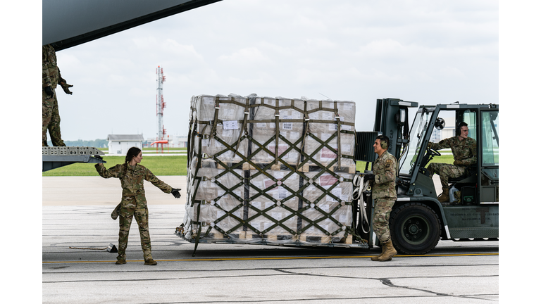 First Shipment Of "Operation Fly Formula" Arrives In U.S. To Help Ease Baby Formula Shortage