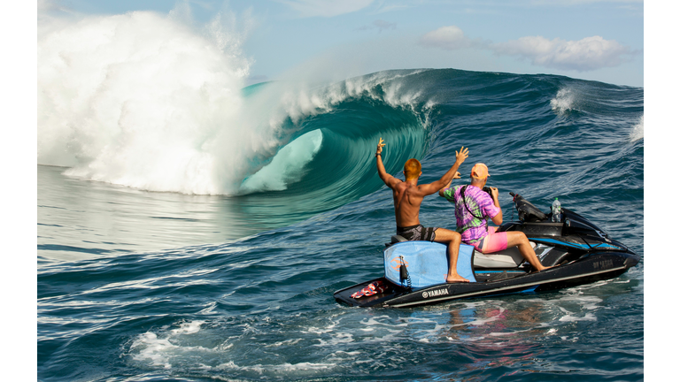 SURFING-FRA-TAHITI