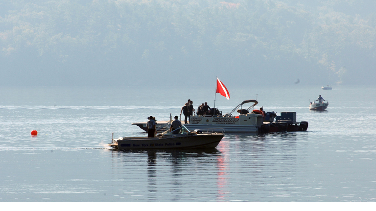 Tour Boat Capsizes On Lake, Killing 20