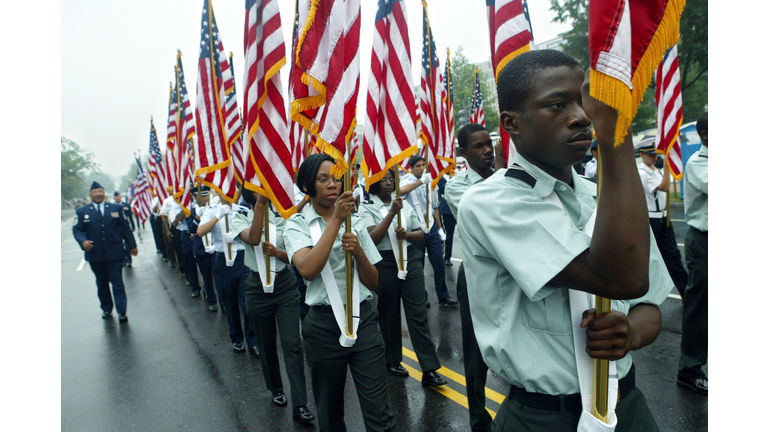 Washington's Memorial Day Parade Honors WWII Veterans