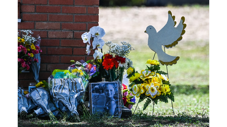 TOPSHOT-US-SCHOOL-CRIME-TEXAS-SHOOTING-WEAPONS