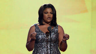 Monique goes in on DL Hughley during Detroit show, Hughley responds