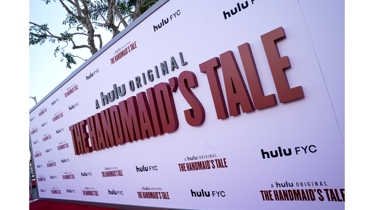 Hulu's "The Handmaid's Tale" Season 3 Finale