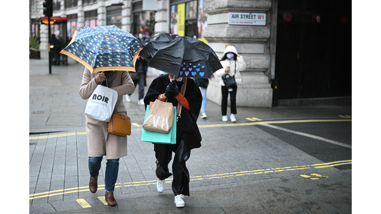 BRITAIN-ECONOMY-RETAIL-BLACK FRIDAY