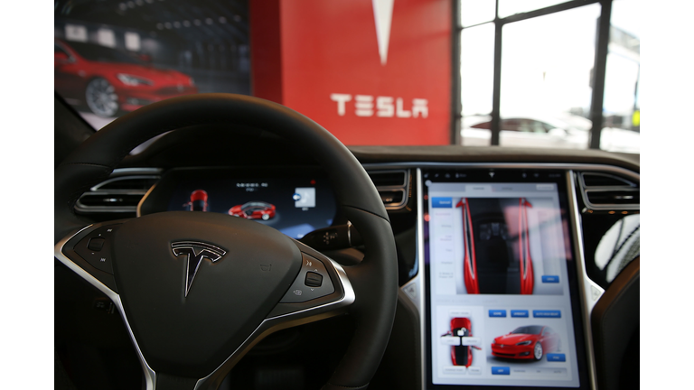 Investigation Continues Into Tesla Driver's Death While In Autopilot Mode