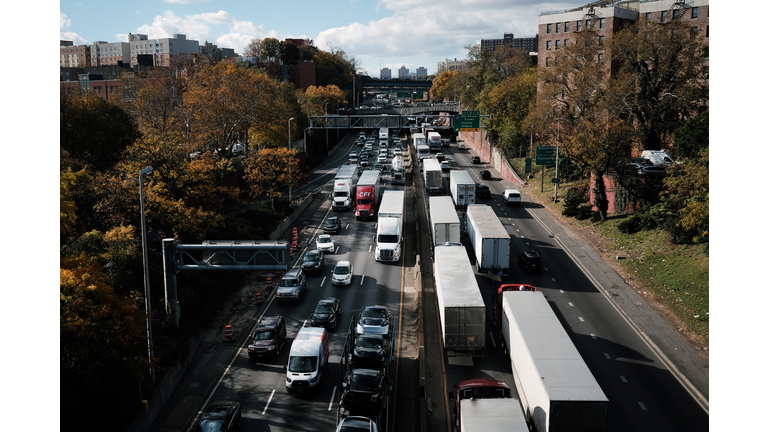 Locals Call For Capping Cross-Bronx Expressway To Reduce Negative Health Effects