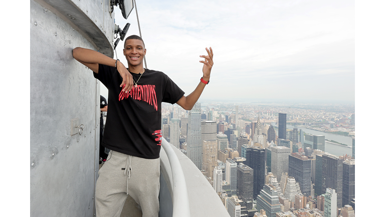 Jabari Smith Visits the Empire State Building