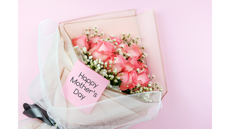 Happy Mother's Day With Pink Roses Bouquet