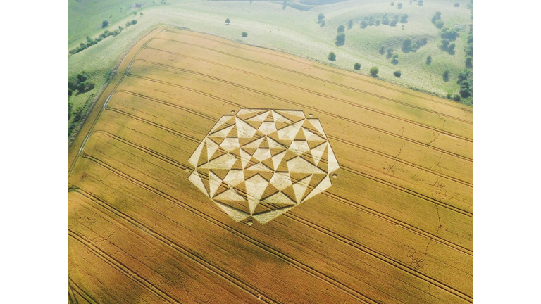 Nibiru, Crop Circles & Aliens