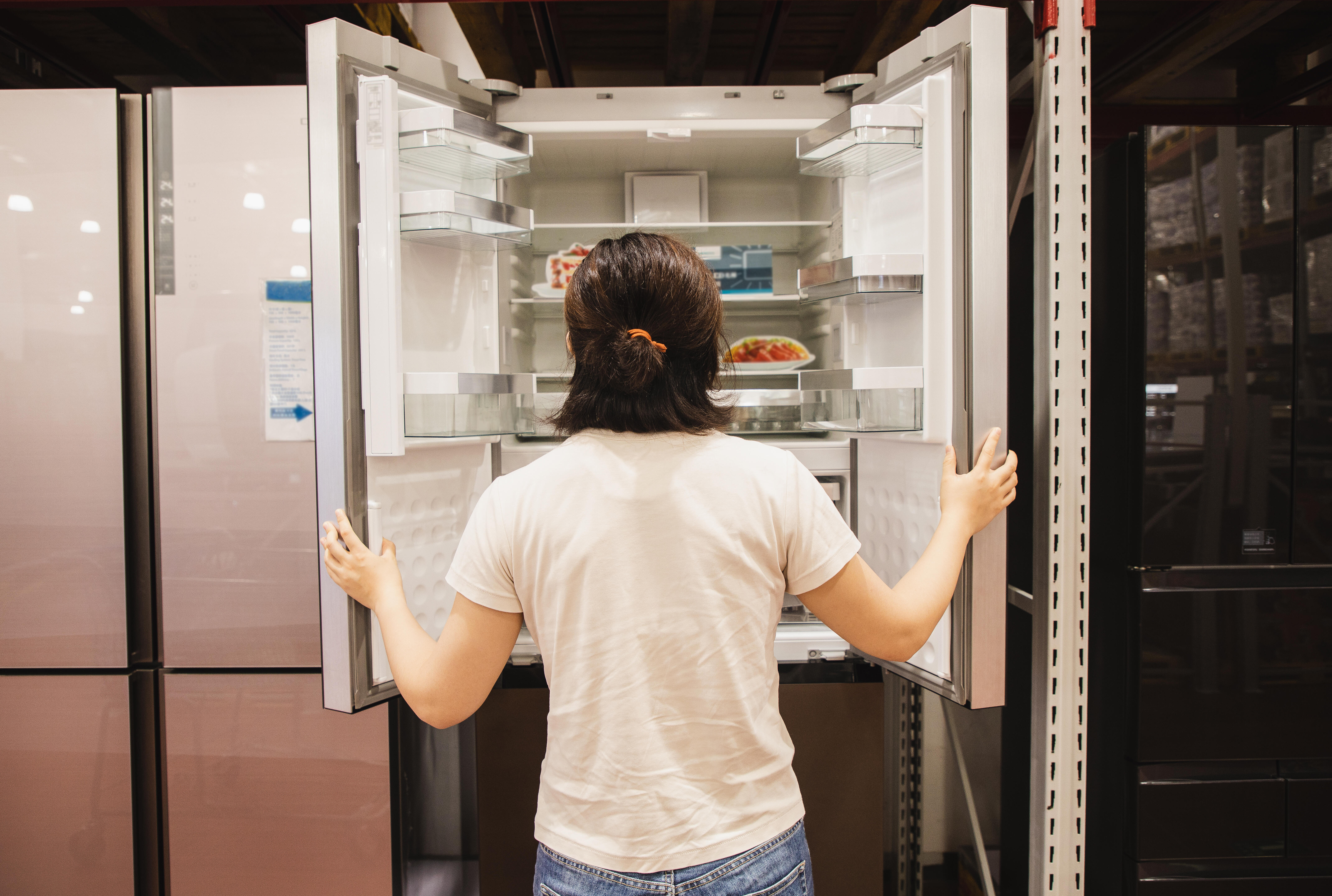 The Latest Trend: "Fridgescaping" To Organize And Decorate Your Fridge ...