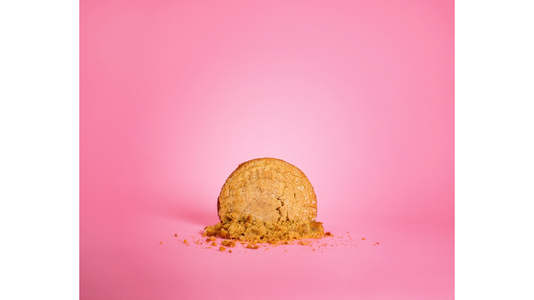 Crumbled cookie