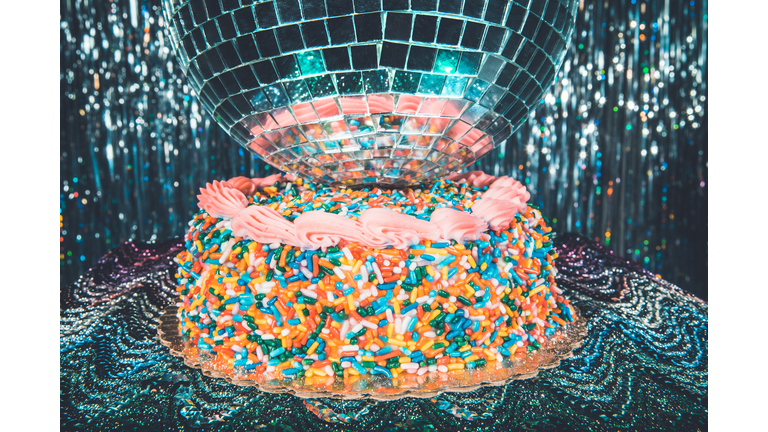 Retro 70s Birthday Cake With Disco Ball, 70s Themed Party, Disco Party